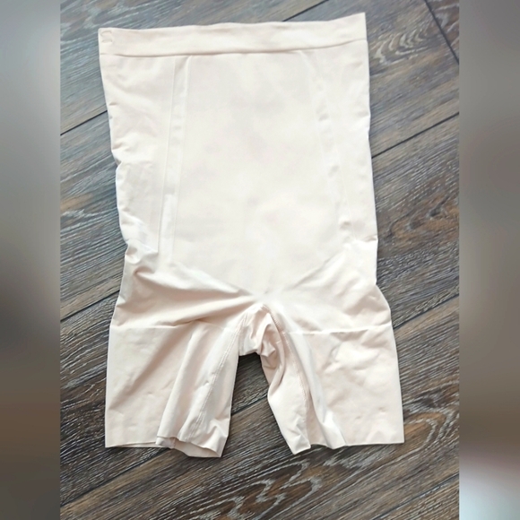 SPANX Other - SPANX by Sara Blakely Nude Beige Shapewear Shorts Size Large Slimming Smoothing